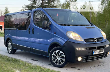 Минивэн Opel Vivaro 2003 в Турке