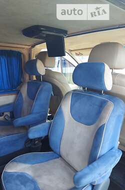 Минивэн Opel Vivaro 2005 в Днепре