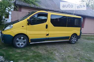 Минивэн Opel Vivaro 2006 в Долине