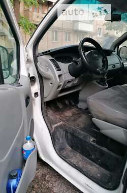 Мінівен Opel Vivaro 2002 в Харкові