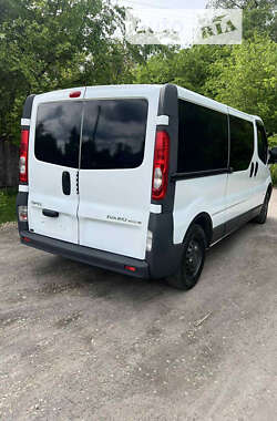 Минивэн Opel Vivaro 2013 в Коростене