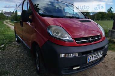 Минивэн Opel Vivaro 2003 в Надворной