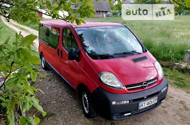 Минивэн Opel Vivaro 2003 в Надворной