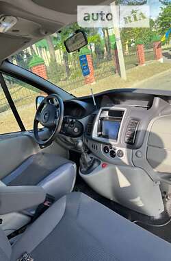 Минивэн Opel Vivaro 2012 в Новояворовске