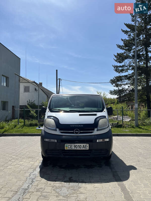 Opel Vivaro 2003