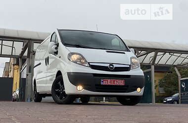 Мінівен Opel Vivaro 2014 в Рівному