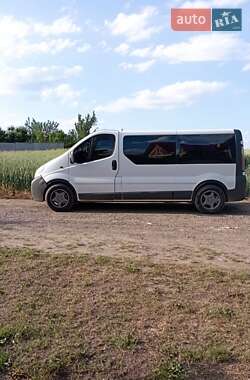 Минивэн Opel Vivaro 2004 в 