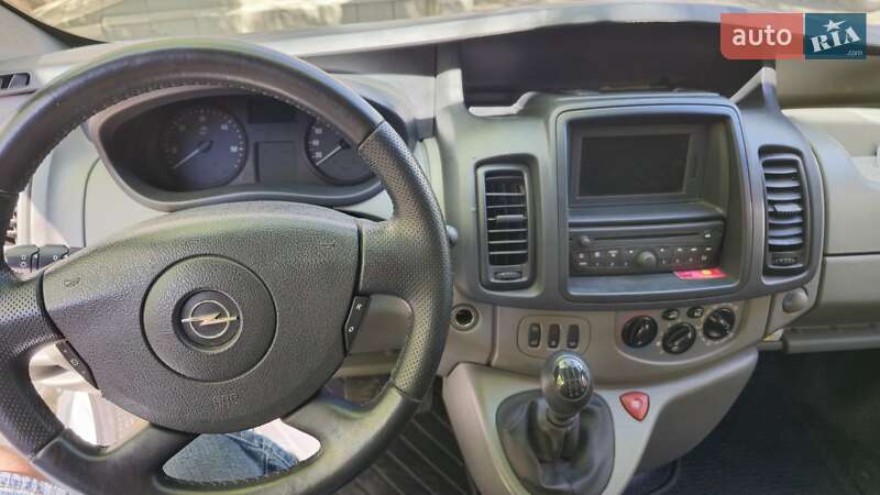 Вантажний фургон Opel Vivaro 2013 в Одесі