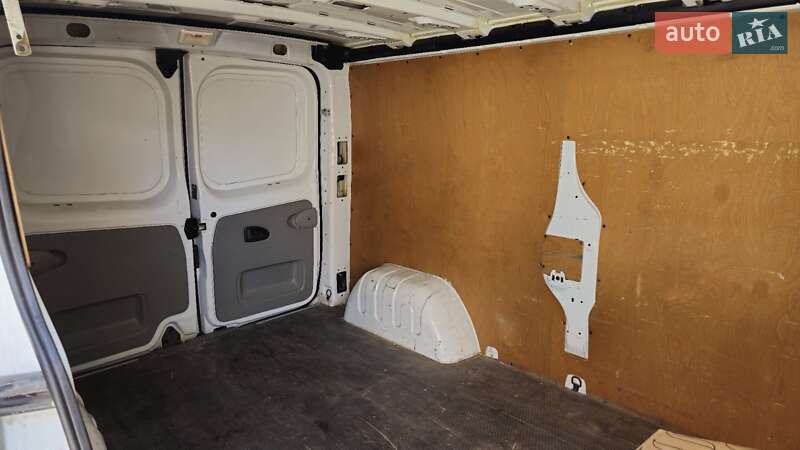 Вантажний фургон Opel Vivaro 2013 в Одесі