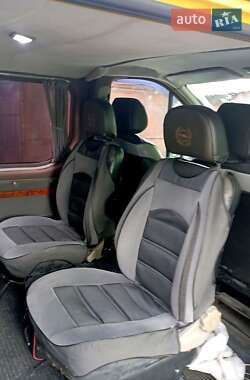 Минивэн Opel Vivaro 2004 в 