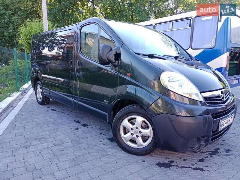 Opel Vivaro 2013