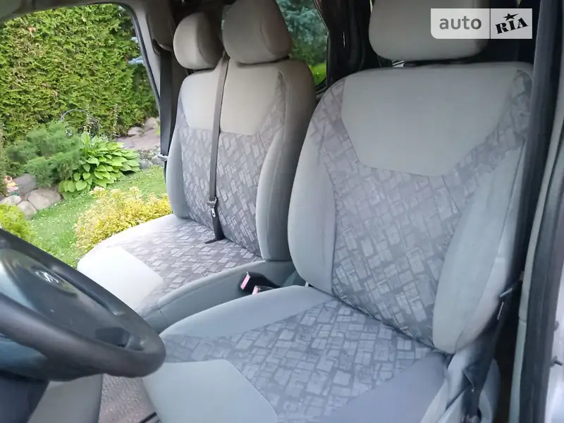 Opel Vivaro 2006
