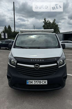 Мінівен Opel Vivaro 2015 в Дубні