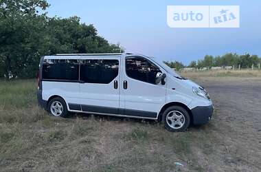 Мінівен Opel Vivaro 2006 в Кам'янському