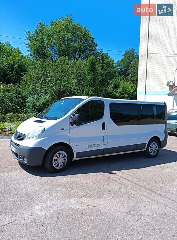 Opel Vivaro 2013