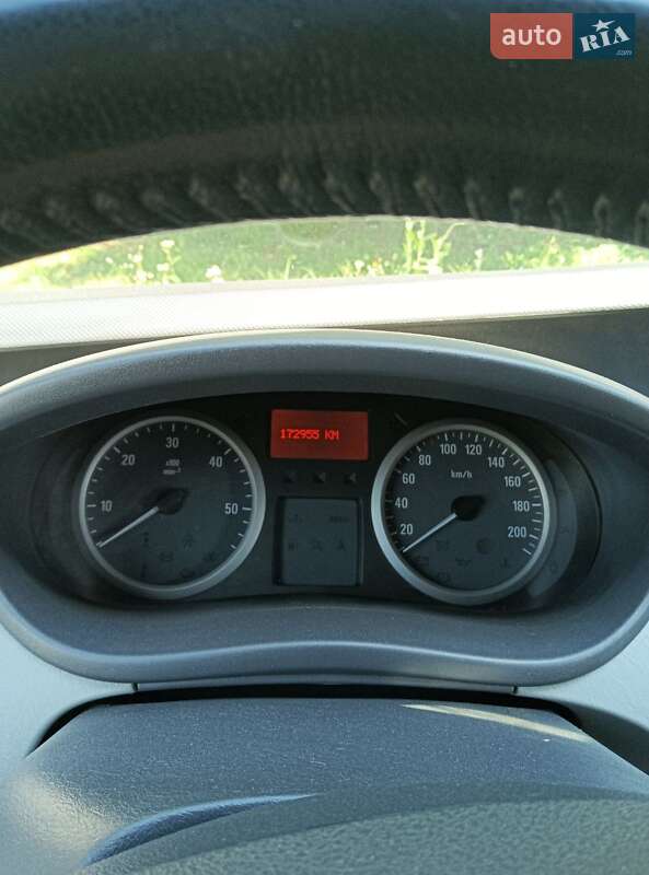 Минивэн Opel Vivaro 2013 в Прилуках