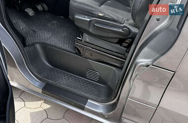 Минивэн Opel Vivaro 2017 в 