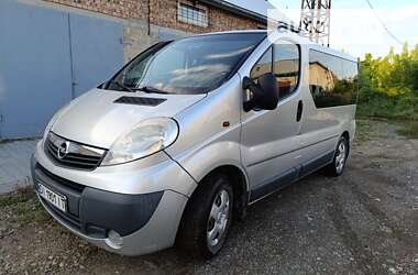 Мінівен Opel Vivaro 2007 в Коломиї