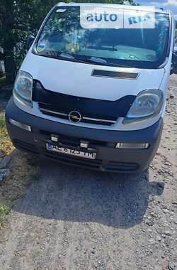 Мінівен Opel Vivaro 2004 в Дніпрі