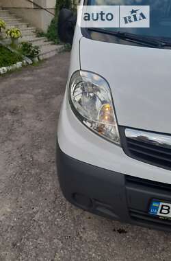 Мінівен Opel Vivaro 2008 в Бережанах