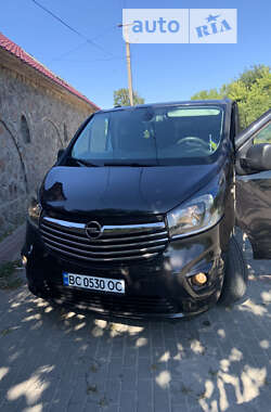 Минивэн Opel Vivaro 2016 в Радехове