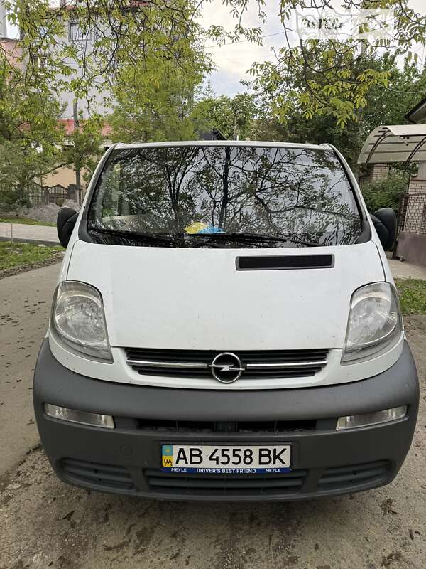 Минивэн Opel Vivaro 2003 в Виннице