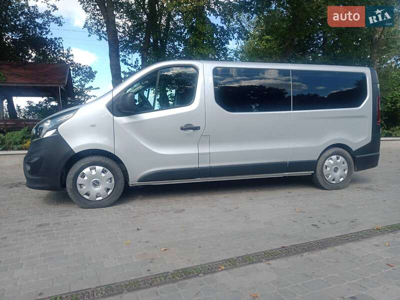 Мінівен Opel Vivaro 2018 в Тернополі