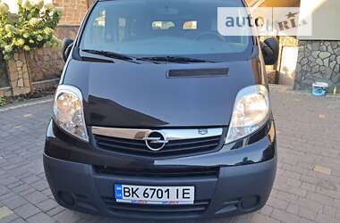 Мінівен Opel Vivaro 2012 в Костопілі