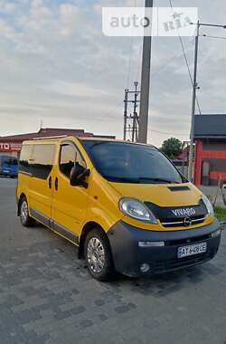 Мінівен Opel Vivaro 2004 в Верховині