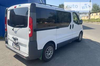 Мінівен Opel Vivaro 2011 в Києві