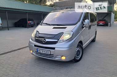 Минивэн Opel Vivaro 2009 в Могилев-Подольске