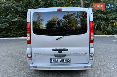 Мінівен Opel Vivaro 2013 в Чернівцях