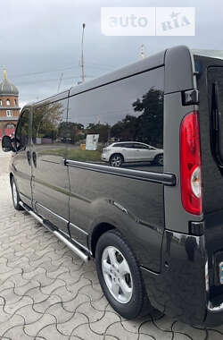 Минивэн Opel Vivaro 2007 в Черновцах