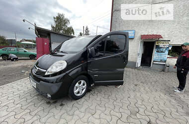 Минивэн Opel Vivaro 2007 в Черновцах