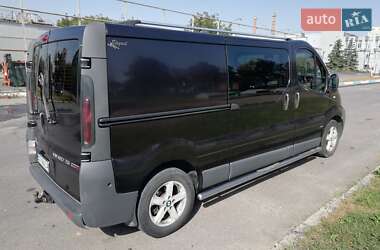 Минивэн Opel Vivaro 2005 в 