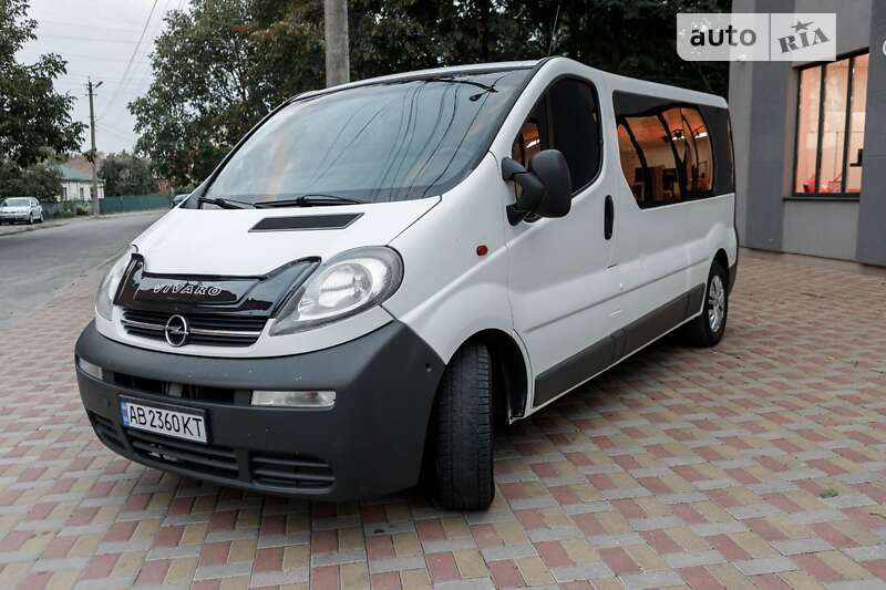 Минивэн Opel Vivaro 2005 в Баре