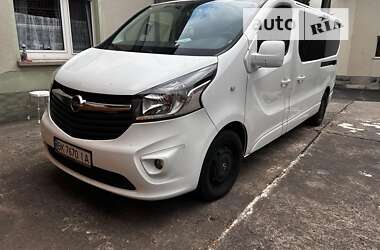 Мінівен Opel Vivaro 2016 в Рівному