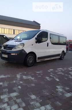 Мінівен Opel Vivaro 2004 в Івано-Франківську