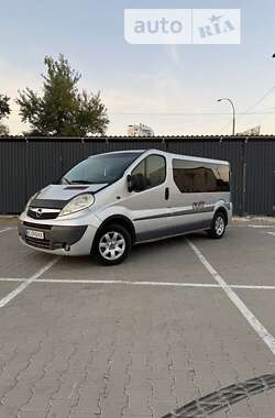 Мінівен Opel Vivaro 2011 в Києві