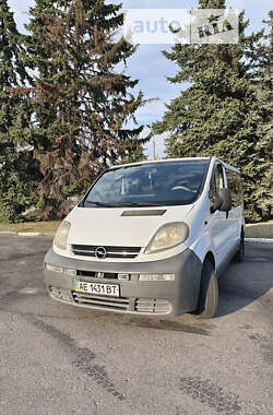 Мінівен Opel Vivaro 2003 в Нікополі