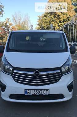 Вантажний фургон Opel Vivaro 2017 в Павлограді