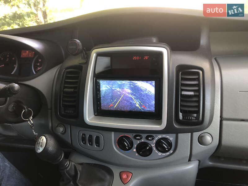 Минивэн Opel Vivaro 2012 в Ивано-Франковске