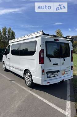 Минивэн Opel Vivaro 2015 в 