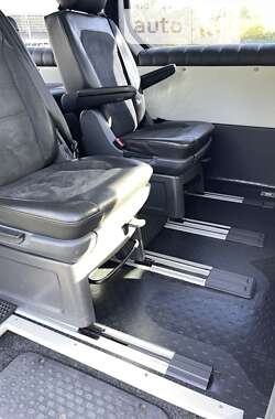 Минивэн Opel Vivaro 2015 в 