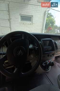 Минивэн Opel Vivaro 2012 в 