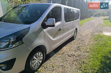 Минивэн Opel Vivaro 2017 в Дрогобыче