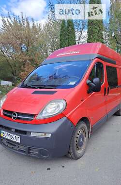 Мінівен Opel Vivaro 2004 в Чорткові