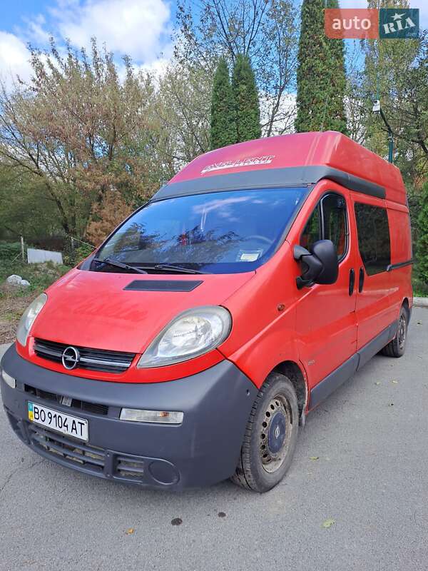 Opel Vivaro 2004 Opel Vivaro 2004