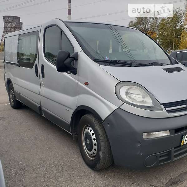 Мінівен Opel Vivaro 2005 в Харкові