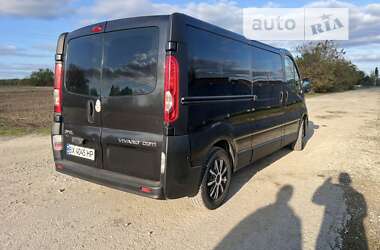 Минивэн Opel Vivaro 2011 в Новой Ушице